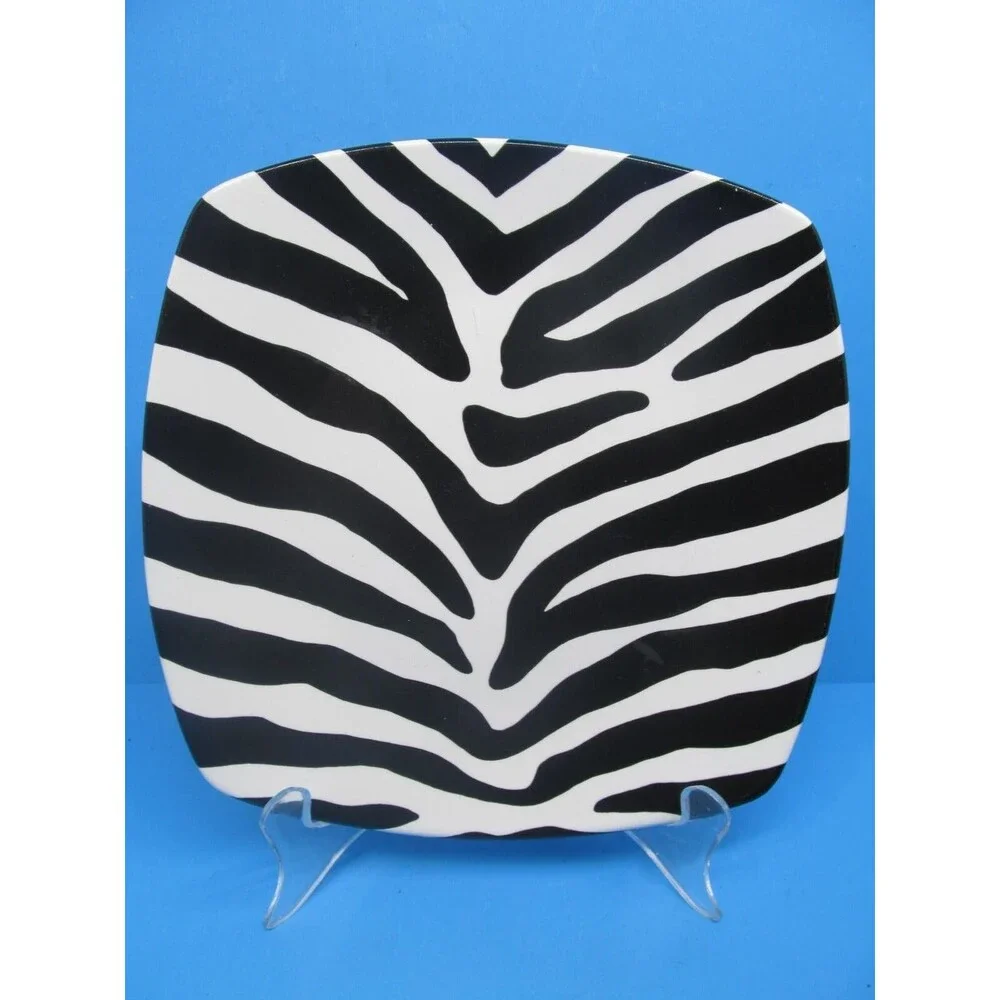 222 Fifth Zebra Black And White 8 1/4